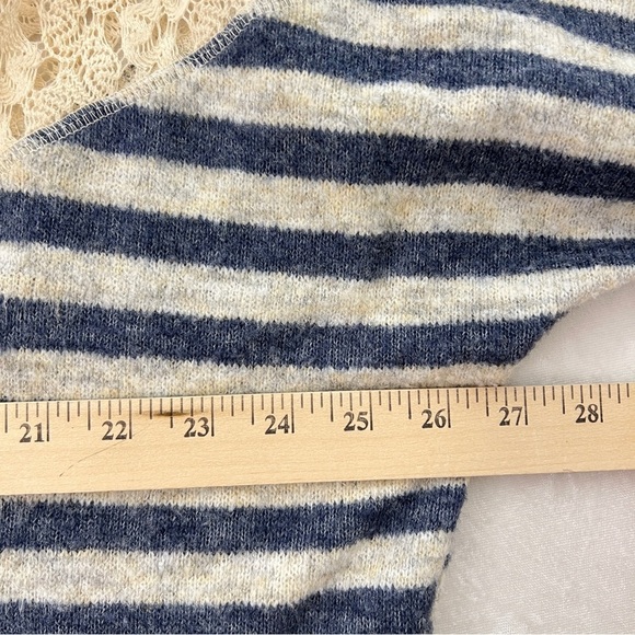 UMGEE USA Womens Lace Cardigan Sweater Size M Open Front Textured Cotton Navy - Picture 10 of 13